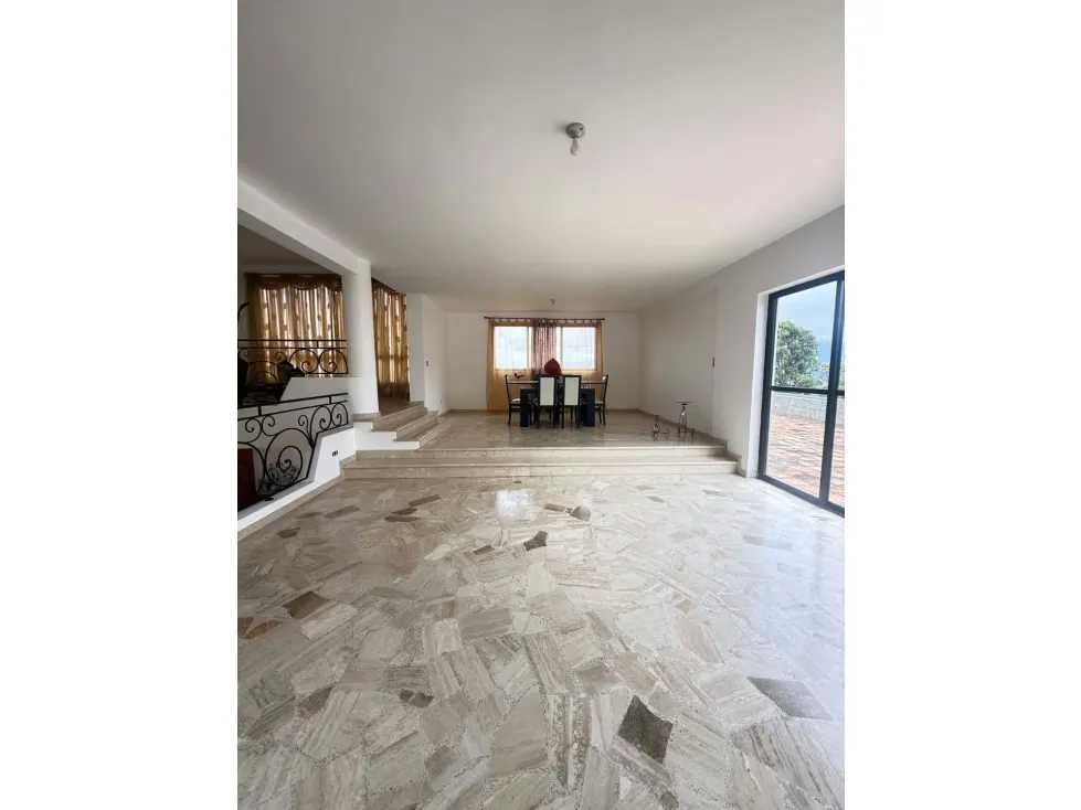 Se vende casa 630m2 Los Naranjos 9275 - 4