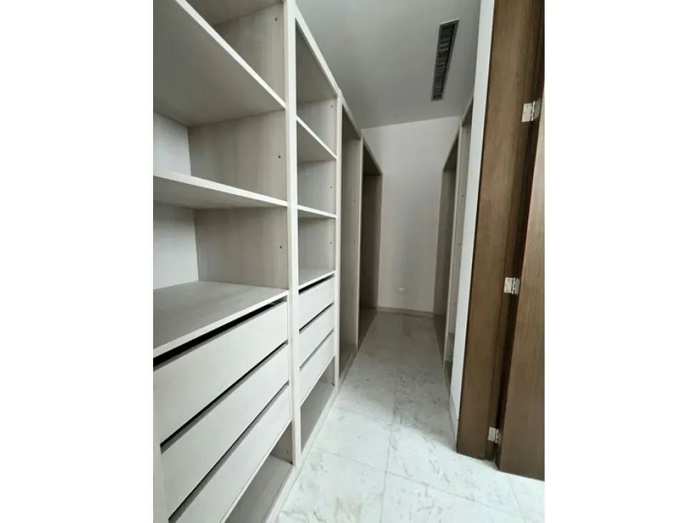 Vendo apartamento c/terraza 309m2 La Castellana 2586 - 12