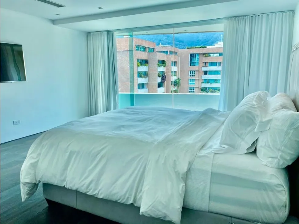 Se vende y/o se alquila PH 1.000m2 4h+s+ch/6b/8p Campo Alegre - 28