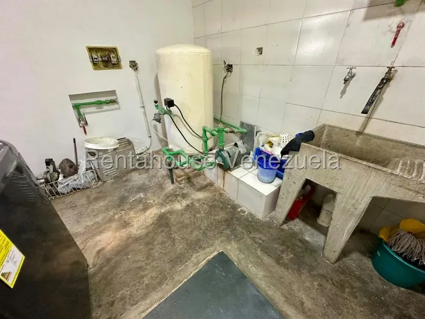 Casa (Multipes Niveles) en Venta en Lomas de La Trinidad, Distrito Metropolitano - 41