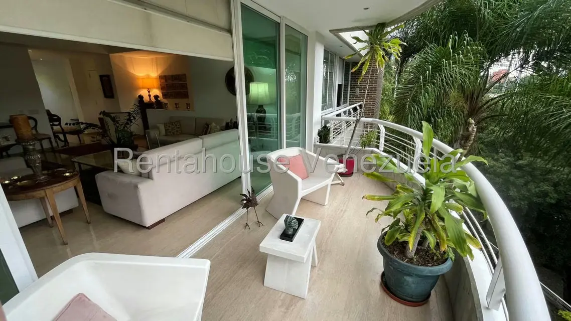 Apartamento (1 Nivel) en Venta en Los Chorros, Distrito Metropolitano - 13