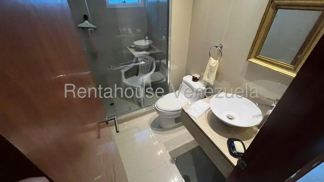 Apartamento (1 Nivel) en Venta en Los Chorros, Distrito Metropolitano - 30