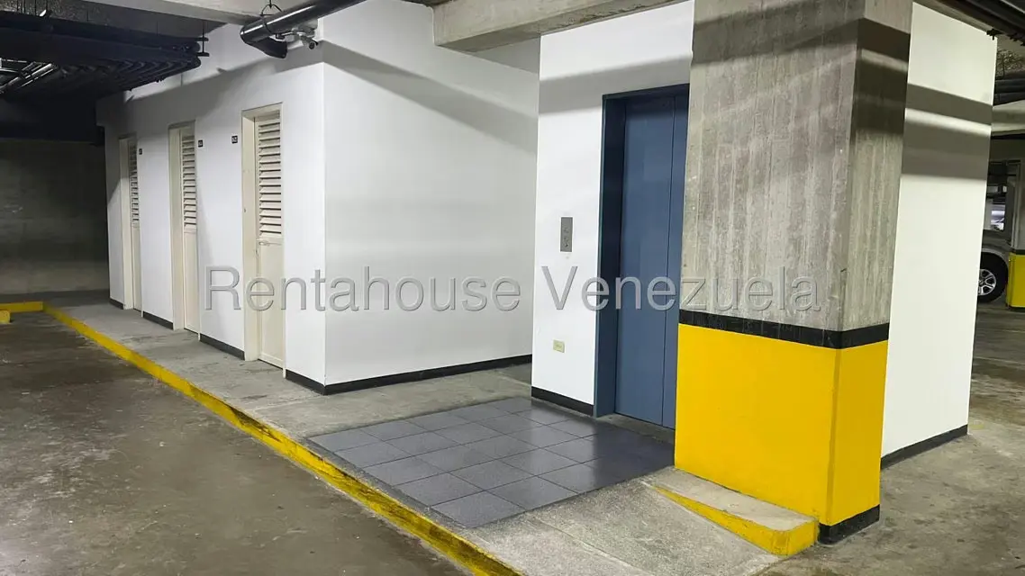Apartamento (1 Nivel) en Venta en Los Chorros, Distrito Metropolitano - 43