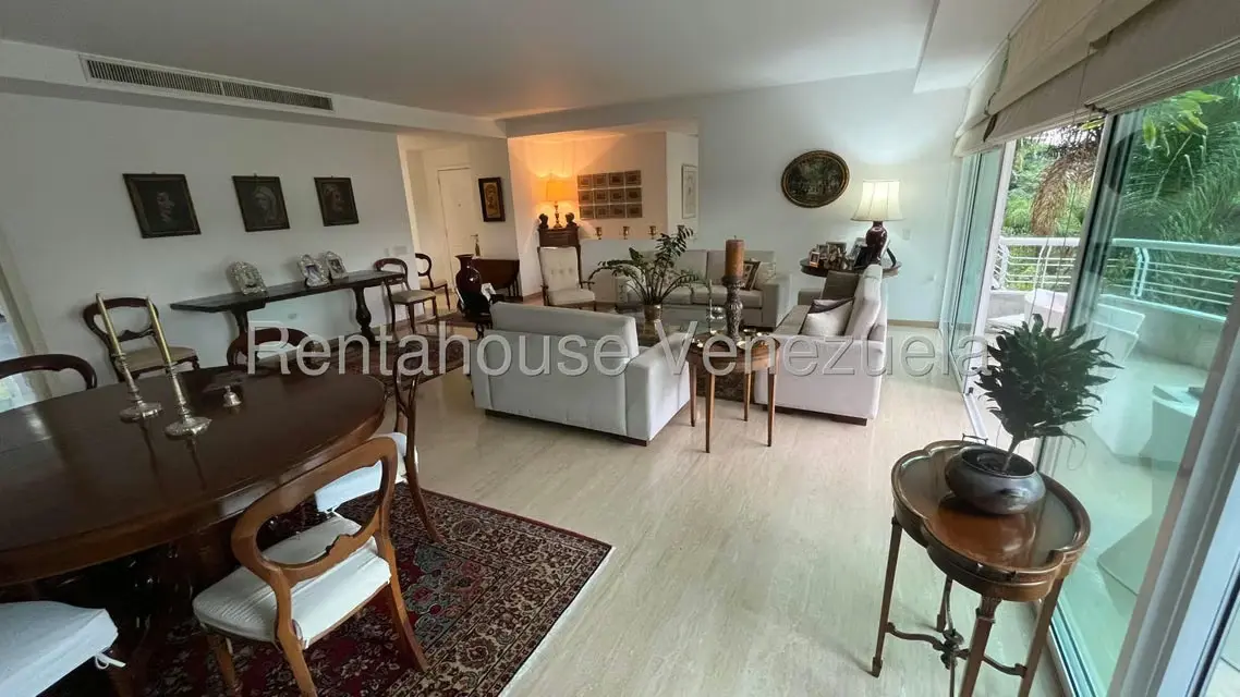 Apartamento (1 Nivel) en Venta en Los Chorros, Distrito Metropolitano - 7