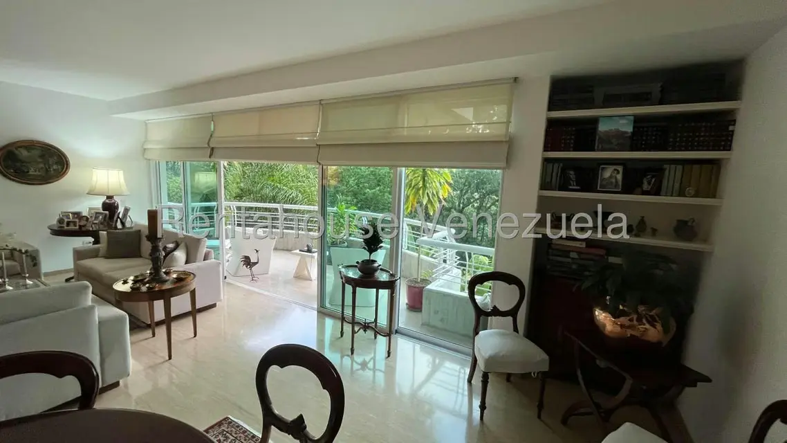 Apartamento (1 Nivel) en Venta en Los Chorros, Distrito Metropolitano - 10