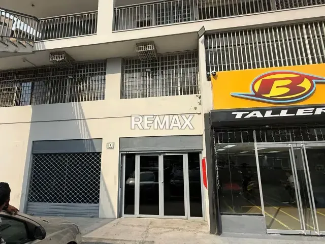 Venta Local Comercial Las Acacias a Pie de Calle 150m2