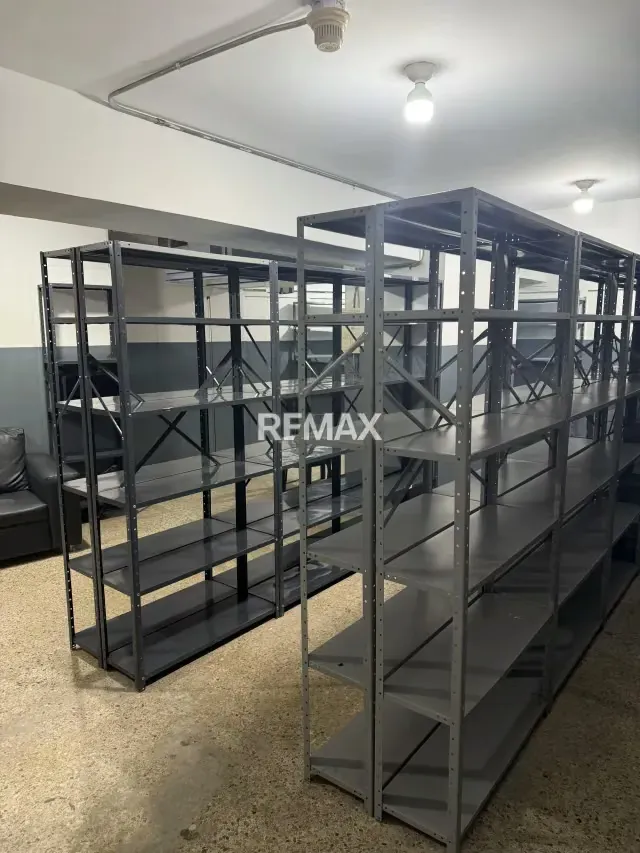 Venta Local Comercial Las Acacias a Pie de Calle 150m2 - 8