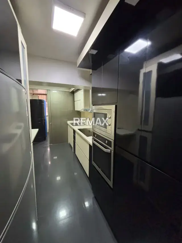 Apartamento En Venta En El Paraíso Res. Los Verdes