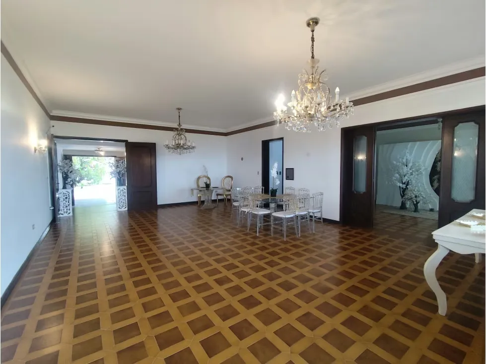 Se vende casa 1.200m2 La Lagunita 0373 - 9