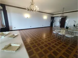 View 10
