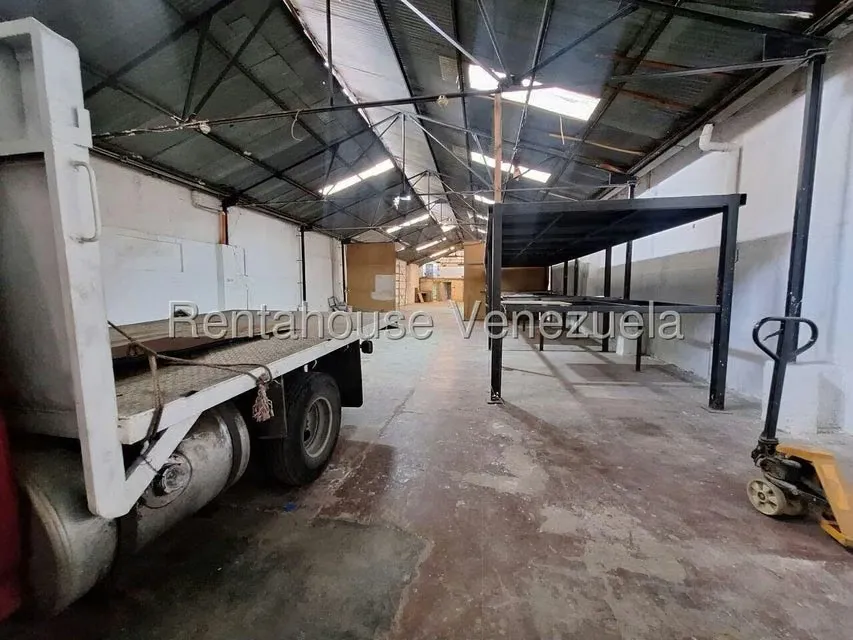 Galpon - Deposito en Venta en Parroquia Santa Rosalia, Distrito Metropolitano - 4