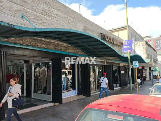 LOCAL EN VENTA UBICADO EN LA CARRERA 19 ENTRE CALLES 22 Y 23 - 2
