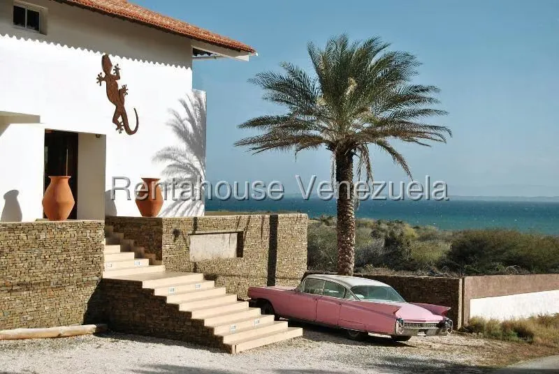 Negocios y Empresas (Hotel) en Venta en El Yaque, Nueva Esparta - 2