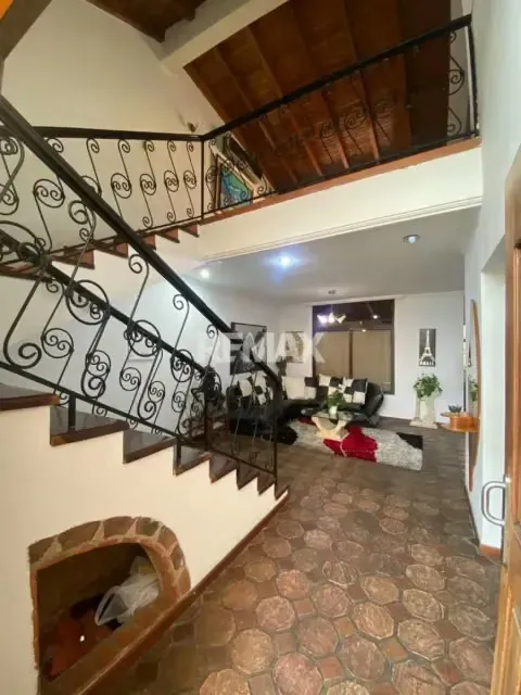 Se vende Casa amoblada, en Valencia, urbanización Trigal Norte