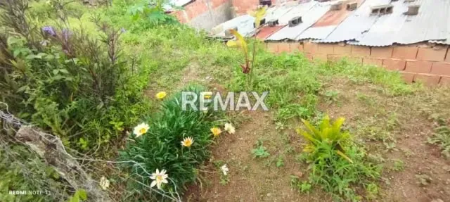 Tu Nuevo Comienzo con Vista y Potencial en Urbanización Luis Hurtado Caracas - 4