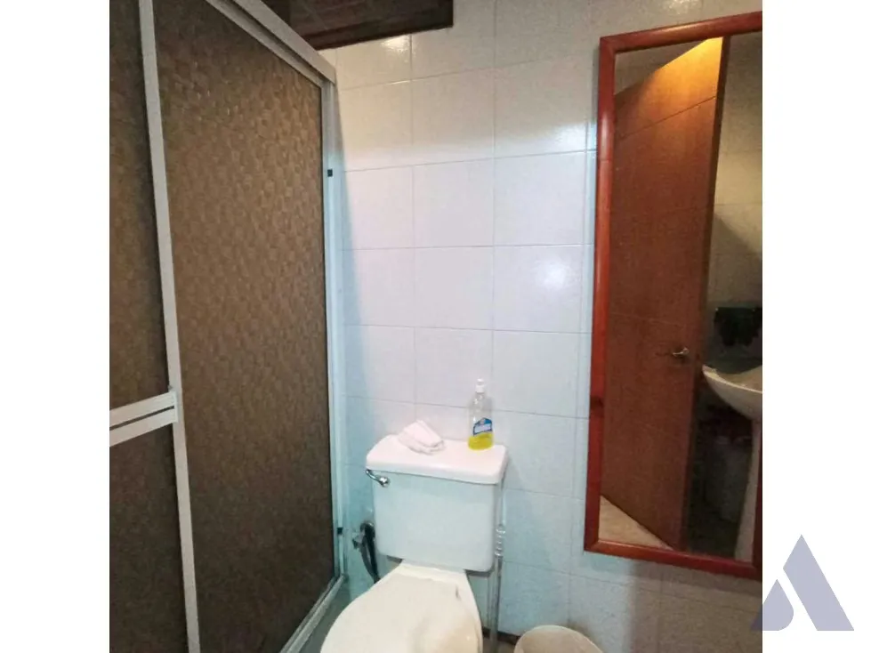 Vendo PB dúplex 600m2 Los Samanes 1504 - 29