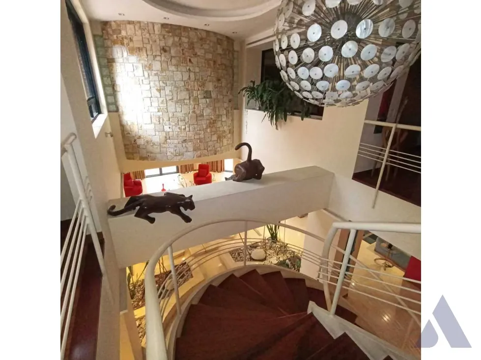 Vendo PB dúplex 600m2 Los Samanes 1504 - 33