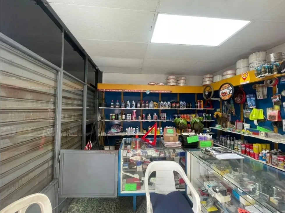 Vendo estacion de servicio c/ local 600m2 La Florida 6668 - 3