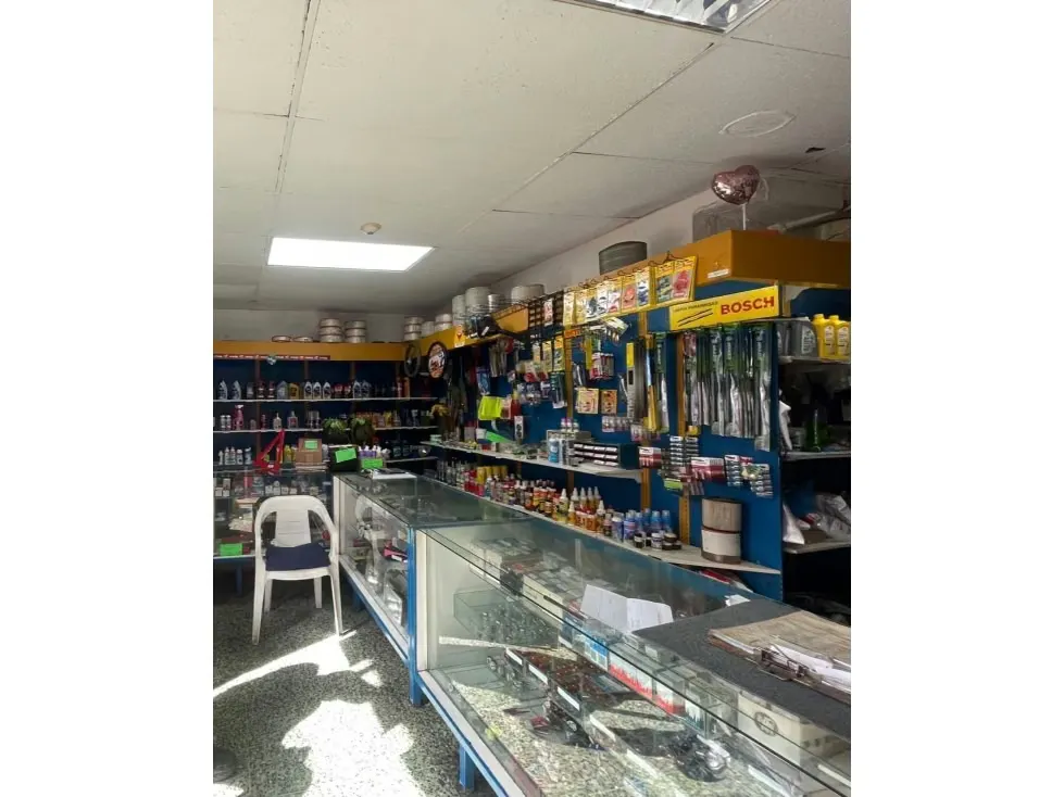 Vendo estacion de servicio c/ local 600m2 La Florida 6668 - 5