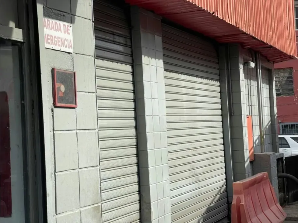 Vendo estacion de servicio c/ local 600m2 La Florida 6668 - 8