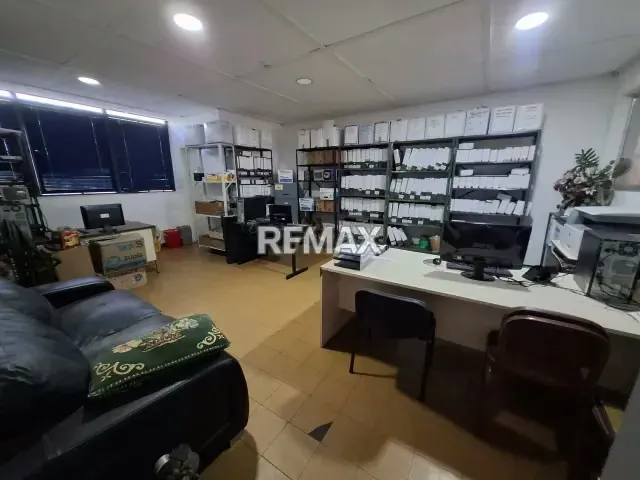 Venta Galpón - Zona Industrial El Recreo - Valencia (1.100 Mts.) - 12