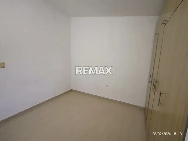 CASA DE ESQUINA EN VENTA LISTA DE HABITAR EN LA URBANIZACION PUERTAS DEL SUR - 6