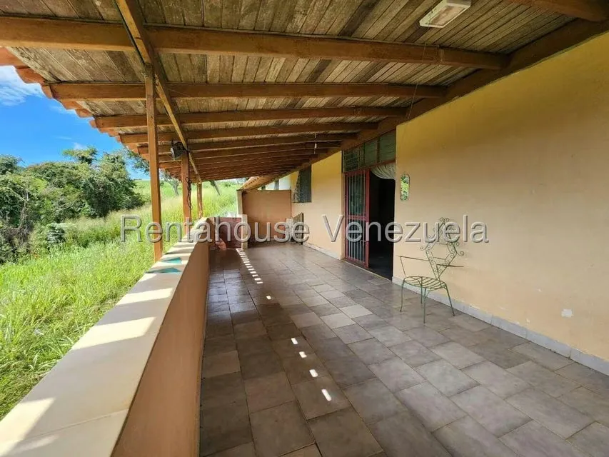 Casa (1 Nivel) en Venta en Ave Intercomunal, Lara - 13