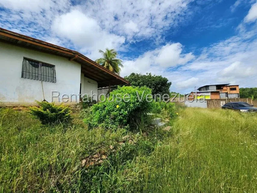 Casa (1 Nivel) en Venta en Ave Intercomunal, Lara - 3