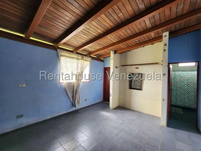 Casa (1 Nivel) en Venta en Ave Intercomunal, Lara - 28