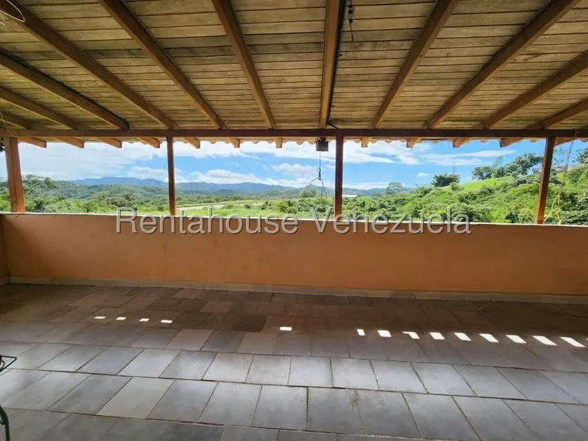 Casa (1 Nivel) en Venta en Ave Intercomunal, Lara - 30