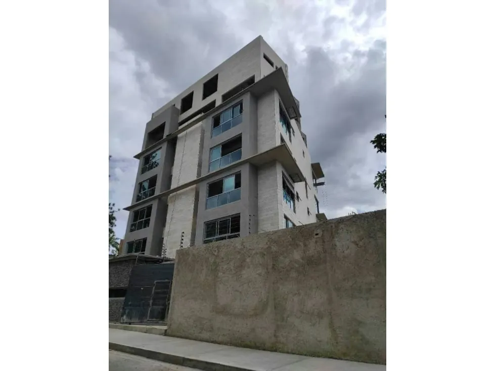 Vendo edificio 890 m2 La Castellana 5300
