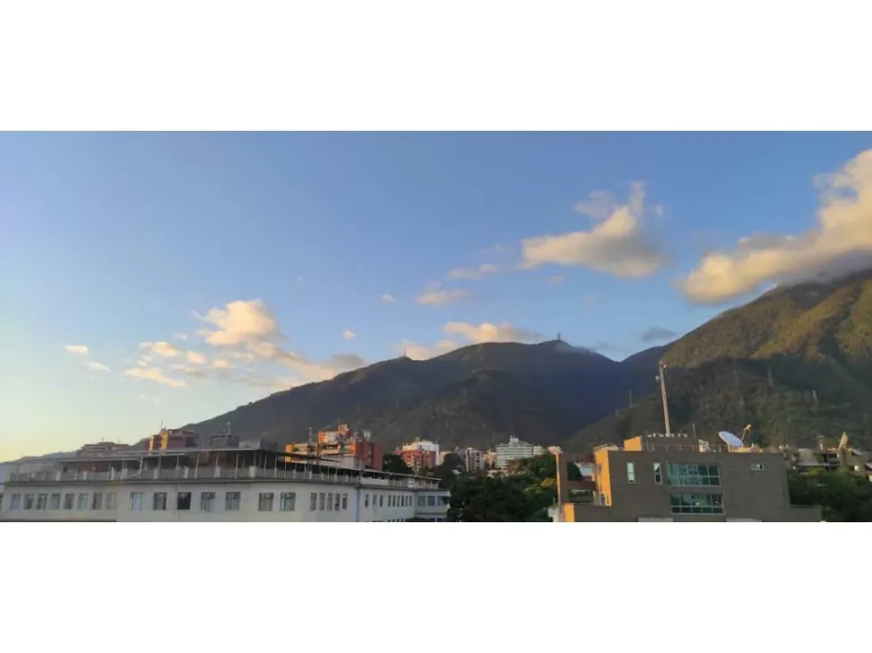 Vendo edificio 890 m2 La Castellana 5300 - 5