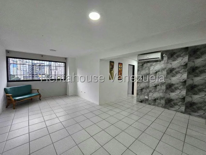 Apartamento (1 Nivel) en Venta en El Paraiso, Distrito Metropolitano - 3
