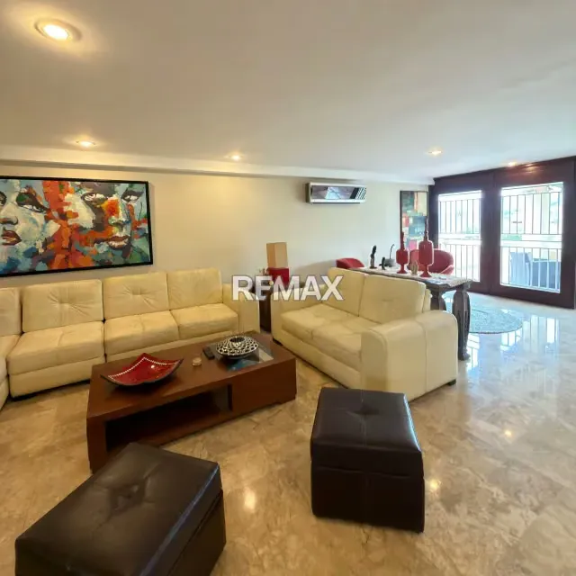 Quinta Urb. El Pedregal I 3 niveles con vista al Valle - 5