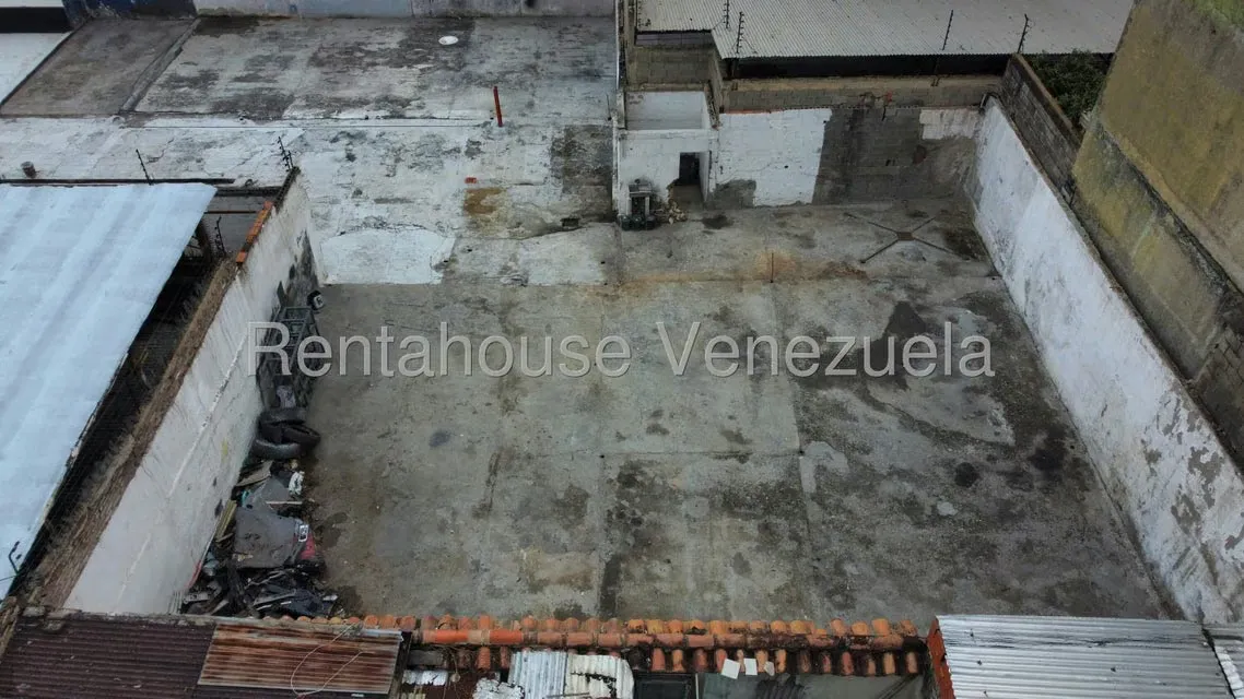 Terreno (Comercial) en Venta en Zona Este, Lara - 4