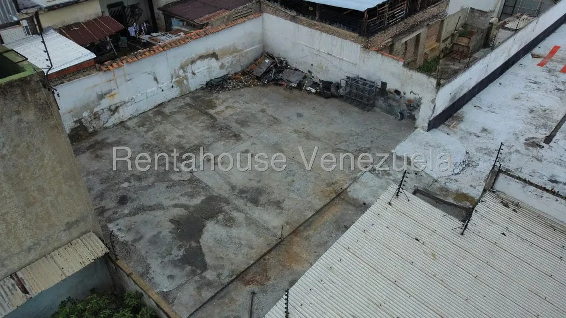 Terreno (Comercial) en Venta en Zona Este, Lara - 7