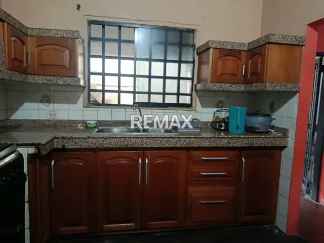 EN VENTA HERMOSA CASA EN ARJONA - 11