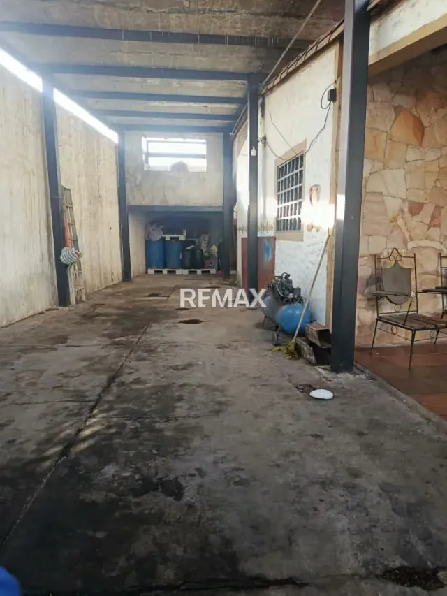 EN VENTA HERMOSA CASA EN ARJONA - 2