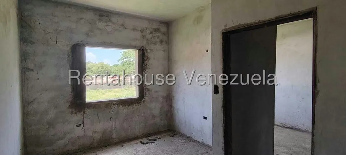 Townhouse (Multiples Niveles) en Venta en Avenida Vargas, Zulia - 14