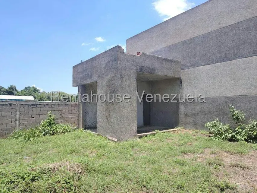 Townhouse (Multiples Niveles) en Venta en Avenida Vargas, Zulia - 15