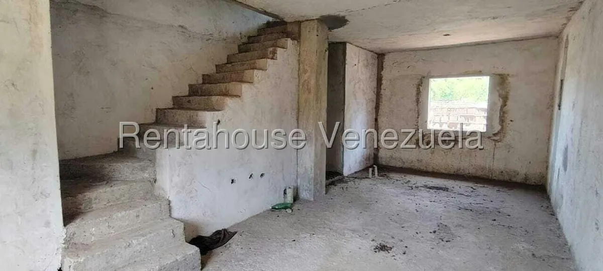 Townhouse (Multiples Niveles) en Venta en Avenida Vargas, Zulia - 6