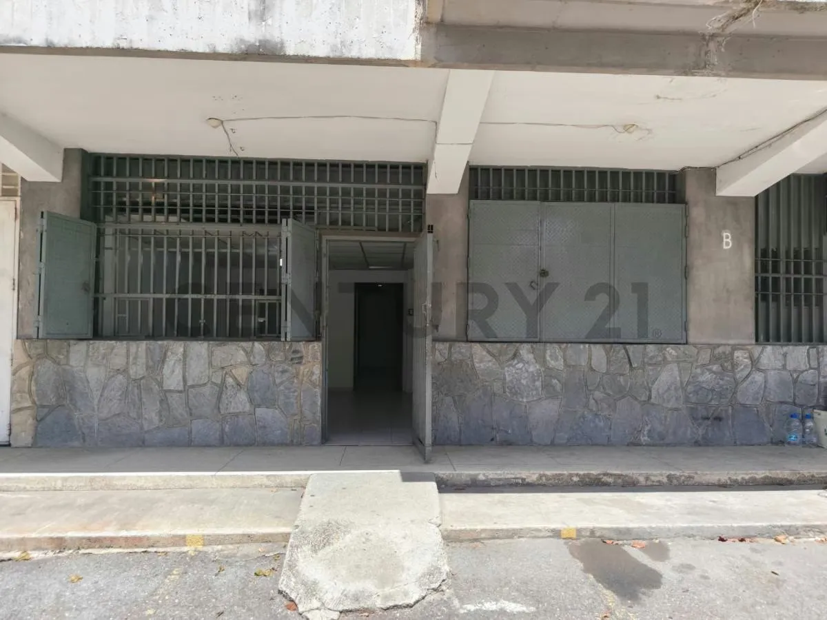 Se alquila Local comercial en Santa Monica IZ - 2