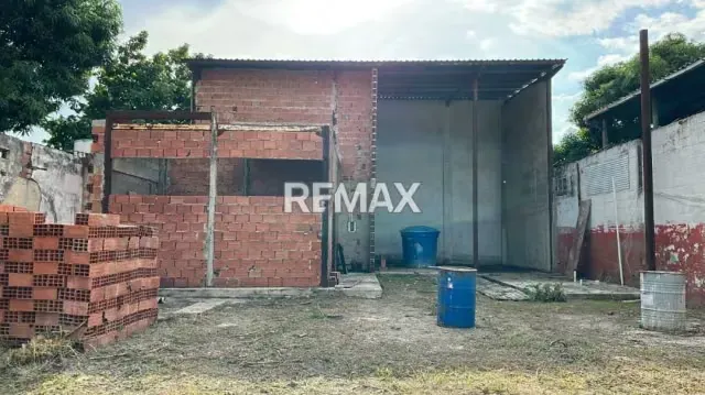 EN VENTA EXCELENTE TERRENO UBICADO EN LA COOPERATIVA. - 6