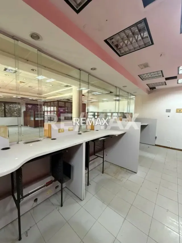 Local comercial en venta antiguo banco de Venezuela - 11
