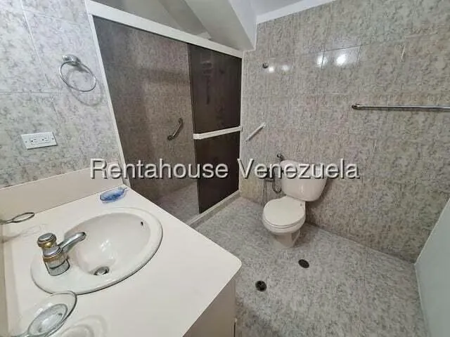 Apartamento (Penthouse) en Venta en Las Esmeraldas, Distrito Metropolitano - 29