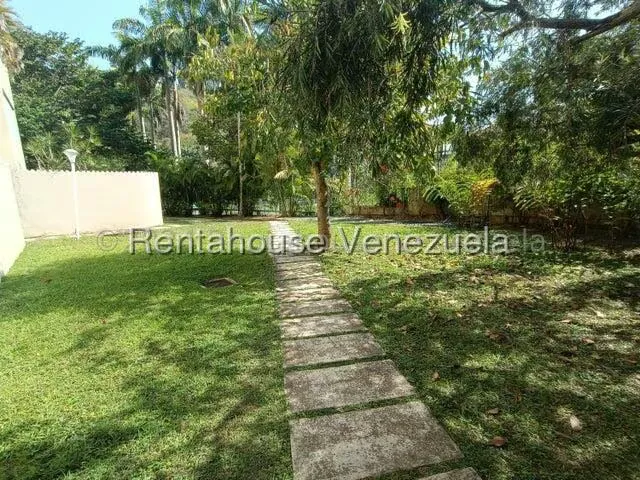 Apartamento (Penthouse) en Venta en Las Esmeraldas, Distrito Metropolitano - 40