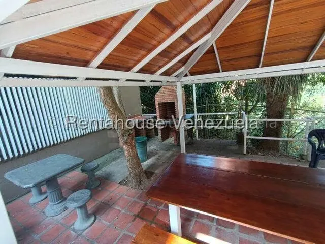Apartamento (Penthouse) en Venta en Las Esmeraldas, Distrito Metropolitano - 46