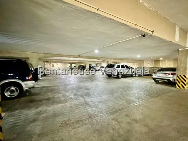 Apartamento (Penthouse) en Venta en Las Esmeraldas, Distrito Metropolitano - 54