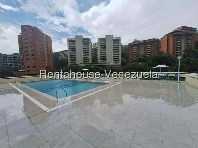 Apartamento (Penthouse) en Venta en Las Esmeraldas, Distrito Metropolitano - 55