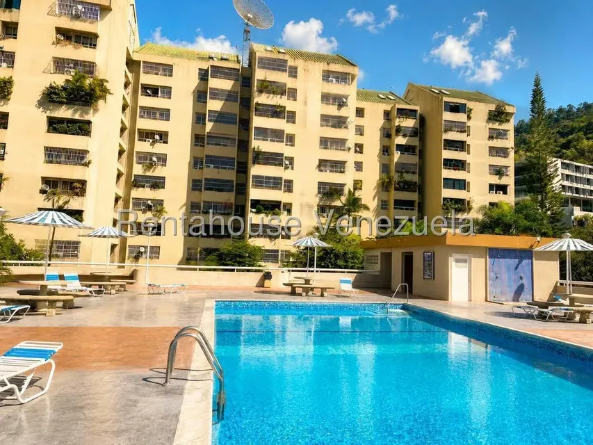 Apartamento (Penthouse) en Venta en Las Esmeraldas, Distrito Metropolitano - 66